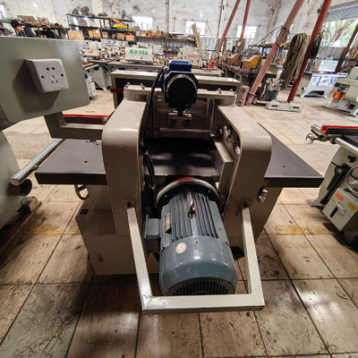 Sauteuse très polyvalente MJ163A Machine à scier à la ligne droite à lame unique