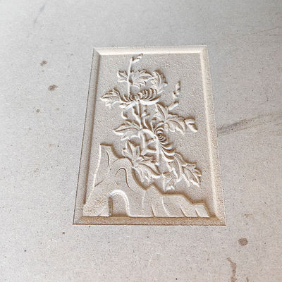 Machine professionnelle de gravure et de fraisage CNC de 6 kW pour la sculpture sur bois