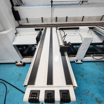 3800 KG MJ6230B Scie à faisceau automatique horizontale CNC pour la coupe de planches de bois