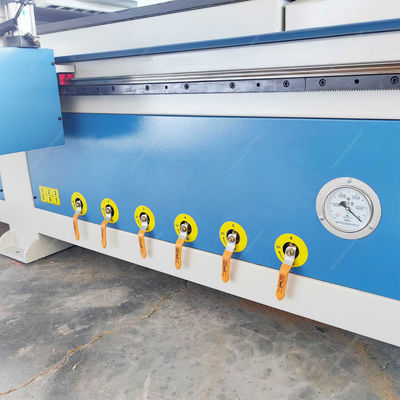 Machine de tournage et de fraisage CNC polyvalent Taille de la table de travail 1300 × 2500