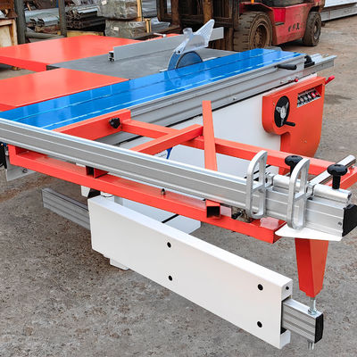 Machine de découpe de bois de 2300 mm avec scie à table coulissante et hauteur de coupe maximale de 80 mm