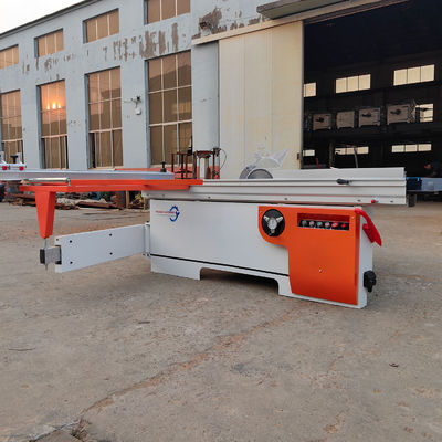 Table coulissante Longueur de 2300 mm Scie à panneaux de bois pour machines de travail du bois stables