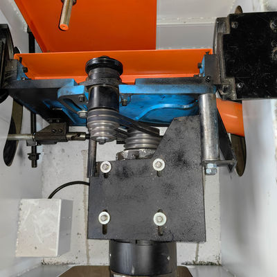 Scie circulaire à angle d'oscillation de 45 degrés pour la découpe acrylique dans les machines de travail du bois