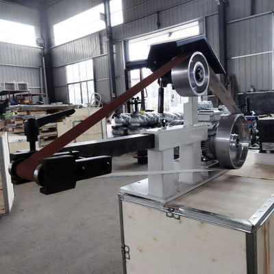 Puissance 2,2 kW Machine de broyage à bande industrielle pour les opérations de ponçage et de polissage