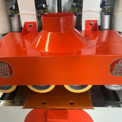 Machine à scier automatique à coupes multiples pour la coupe de bois de précision et l'efficacité