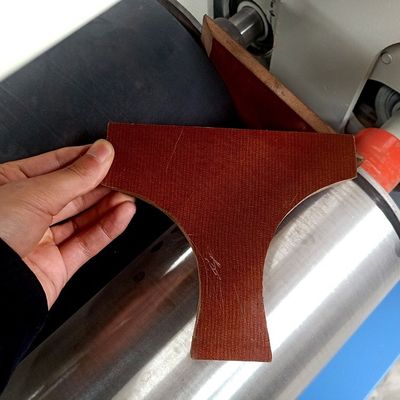 600 kg de poids MT6113 Machine à disperser la colle / MDF à rouleaux avec une grande précision