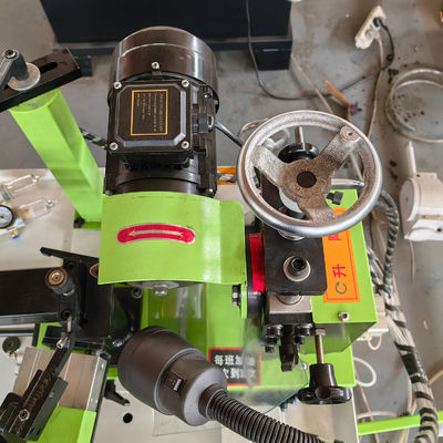 PM870C Machine électrique pour affûter le couteau Vitesse de changement d'engrenage électrique 0-55 dents/min