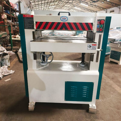 MB106 Effettivité élevée Épaississeur automatique de planche à rouleaux pour travaux lourds de 4 kW
