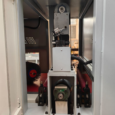 Puissante machine automatique de sablage de déblaiement de métaux de 800 mm à 7,5 kW * 2 de puissance