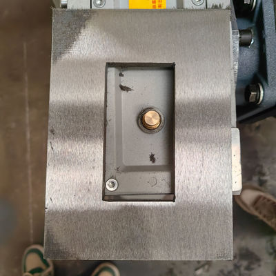 Machine de ponçage des métaux Défonçage automatique du bord pour accroître la productivité