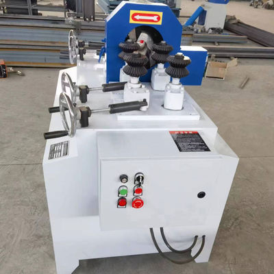 1.1KW Régulateur de la fréquence du moteur d'alimentation Machine de traitement de la tige ronde pour barres de balayage en bois