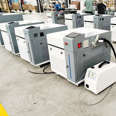 Machine de nettoyage de soudage de 3 en 1 à fibres laser industrielles de 1500 W