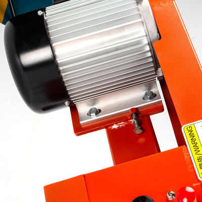 Machine électrique de découpage et de séparation du bois pour ménage avec volant et système hydraulique