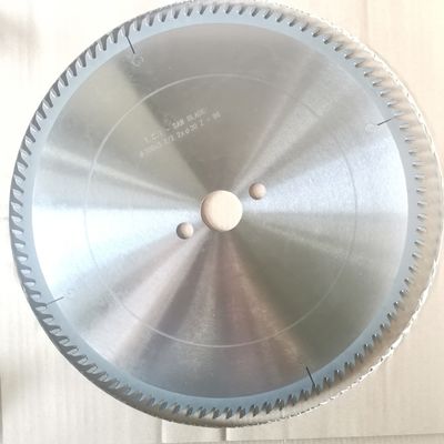 Tct Matériau carbure alliage de travail du bois Lampe à scie circulaire pour couper du bois massif