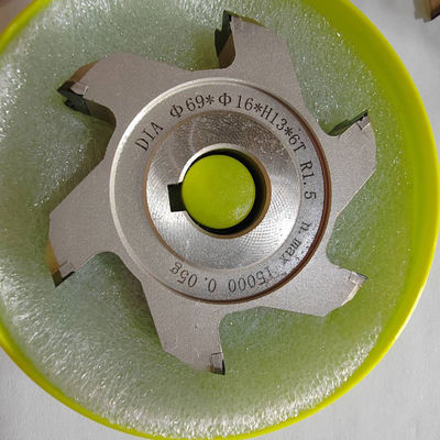 Coupeuse automatique pour le découpage des coins de bordure adaptée à la machine de découpage de bordure KDT