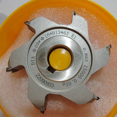Coupeuse de fraisage légère pour outil de travail du bois entièrement automatique Centre d'usinage CNC