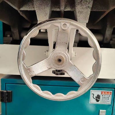 950 KG Tête de coupe droite Automatique de l'alimentation de la machine de planification MBZ524A pour le travail du bois