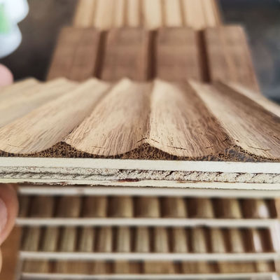 Planer à largeur de coupe maximale de 1300 mm pour le travail du bois industriel en bois massif et en MDF