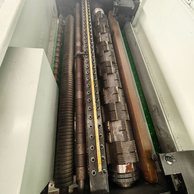 2800 kg Poids CNC Planer automatique Panneau mural de bois Planer machine pour le travail du bois