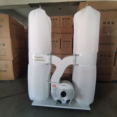 Extracteur de poussière industriel pour le travail du bois avec débit d'air de 3150 m3/h et diamètre d'entrée de 3*100 mm
