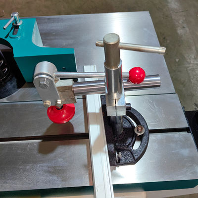 Table coulissante en bois de 4 kW fuseau moulisseur machine-outil pour le travail du bois industriel