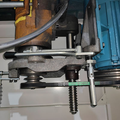 Table coulissante en bois de 4 kW fuseau moulisseur machine-outil pour le travail du bois industriel