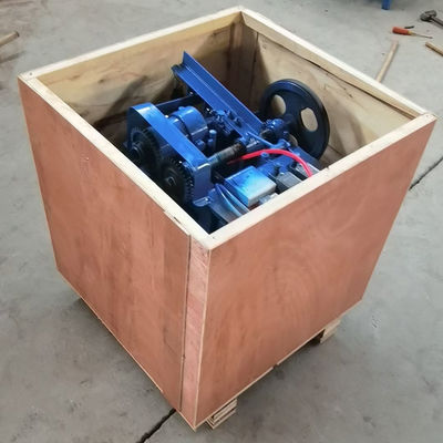 Machine de filetage en bois avec fonction de visage sur mesure de mini balais en bois