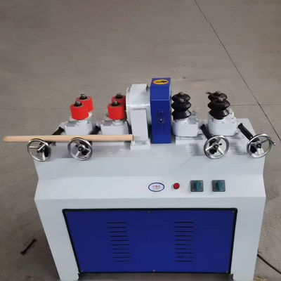 4kW de puissance double entrée et double sortie épaisseur réglable machine à balayage en bois rond