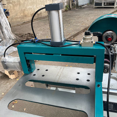 MJ105 double guide rail carré machine de mortier de bois avec 5 lames de scie 7,7kw poids 380KG