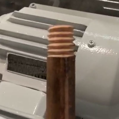 Machines multifonctionnelles de traitement du bois pour un diamètre de traitement de 20 à 28 mm ou de 22 à 30 mm
