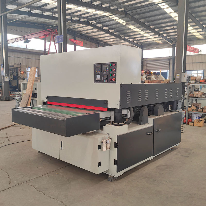 Largeur de coupe maximale de 1300 mm Planer double face pour solutions de travail du bois lourd