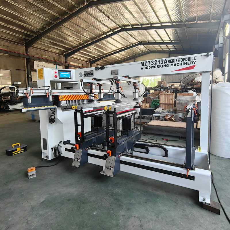 MZ73213A Machines horizontales à trois têtes de forage du bois pour la production de bois