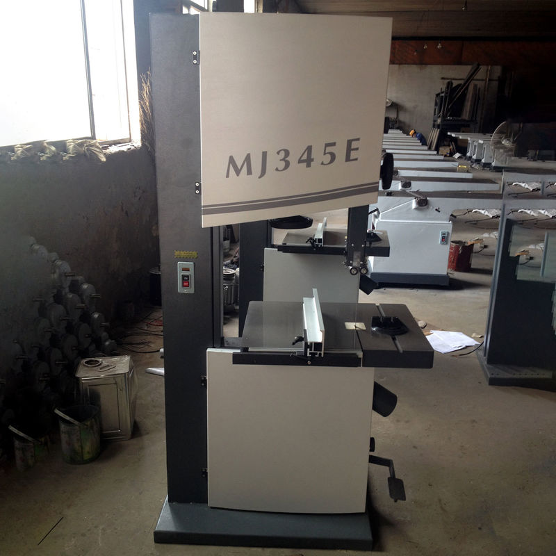 990*760*1800mm Machine à scier à bande verticale pour le travail du bois pour les ateliers de réparation de machines MJ345E