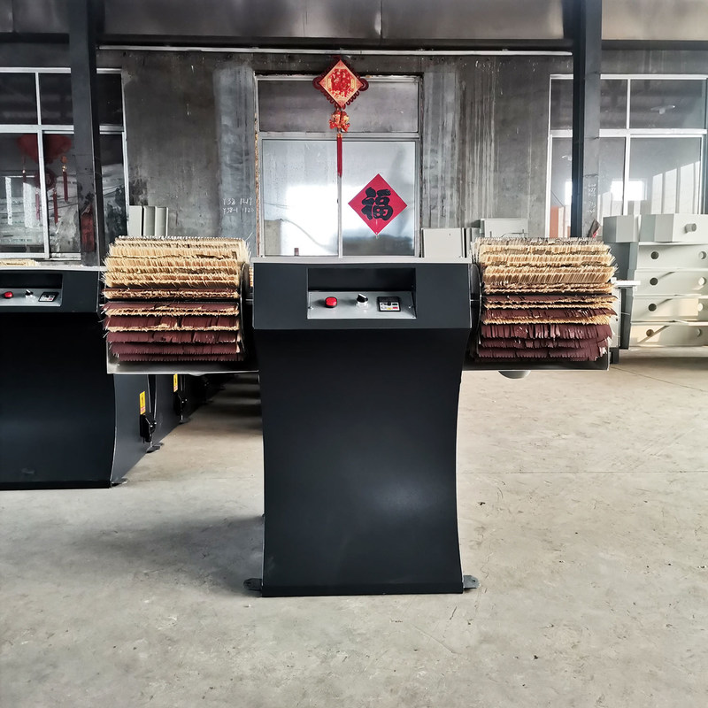 PM60A Machine de ponçage par pinceau de bois pour les meubles pour le polissage des profils de courbure en forme spéciale