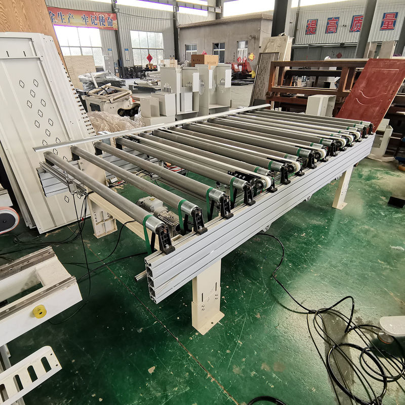 Largeur de 1300 mm entièrement automatique personnalisé en acier inoxydable ligne de convoyeur à rouleaux multiples ligne d'assemblage convoyeur