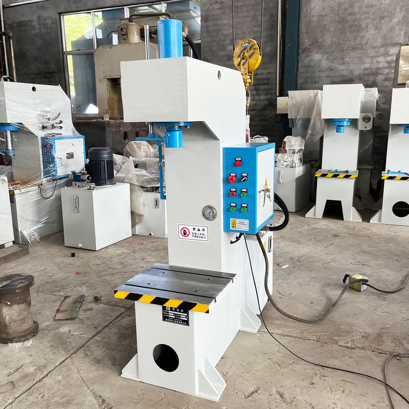 4kW Petite presse hydraulique à bras unique de 10 tonnes pour l'alignement et le poinçonnage