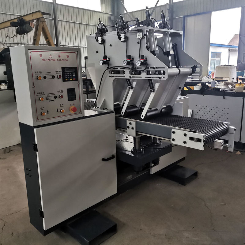 500 mm Max. Machine à découper le bois de type scie à large bande de travail pour le travail automatique du bois
