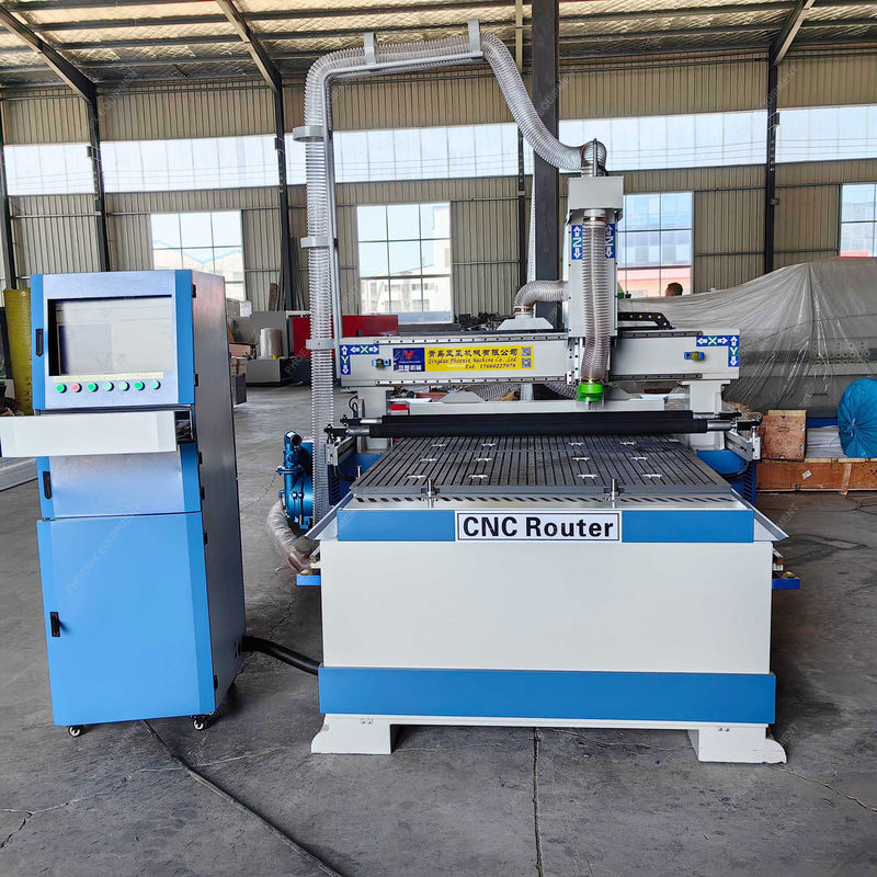 PK1325 Routeur CNC pour travaux lourds sur bois avec 2500 mm de déplacement par axe Y et 1700 kg de poids