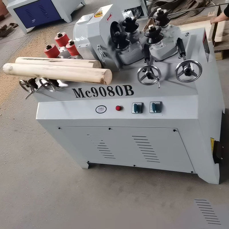 Machine à bâton de bois ronde avancée pour la production automatique de manches de balai et de bâtonnets de balai