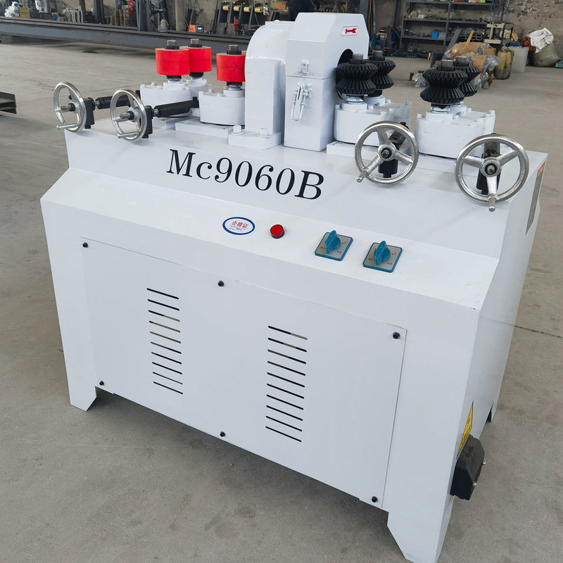 Moteur principal de 3 kW MC9060B Machine de fabrication de balais à balais en bois avec une capacité de 310 kg