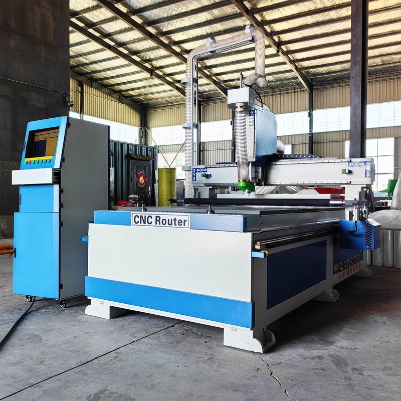 Machine à routeur CNC à haute précision 4 axes 3 axes en bois pour la découpe, la gravure, le forage