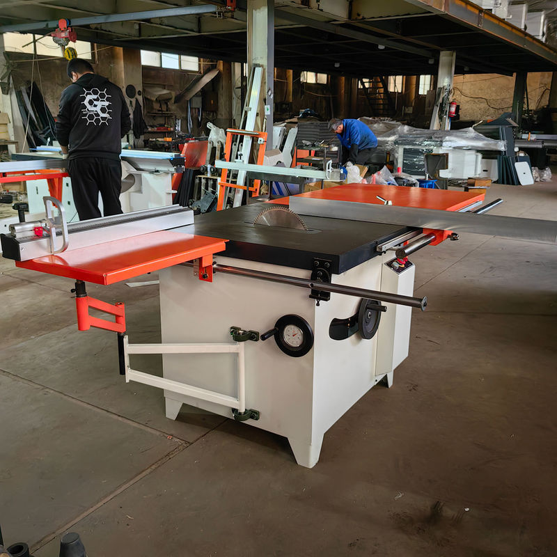 Scie circulaire à angle d'oscillation de 45 degrés pour la découpe acrylique dans les machines de travail du bois