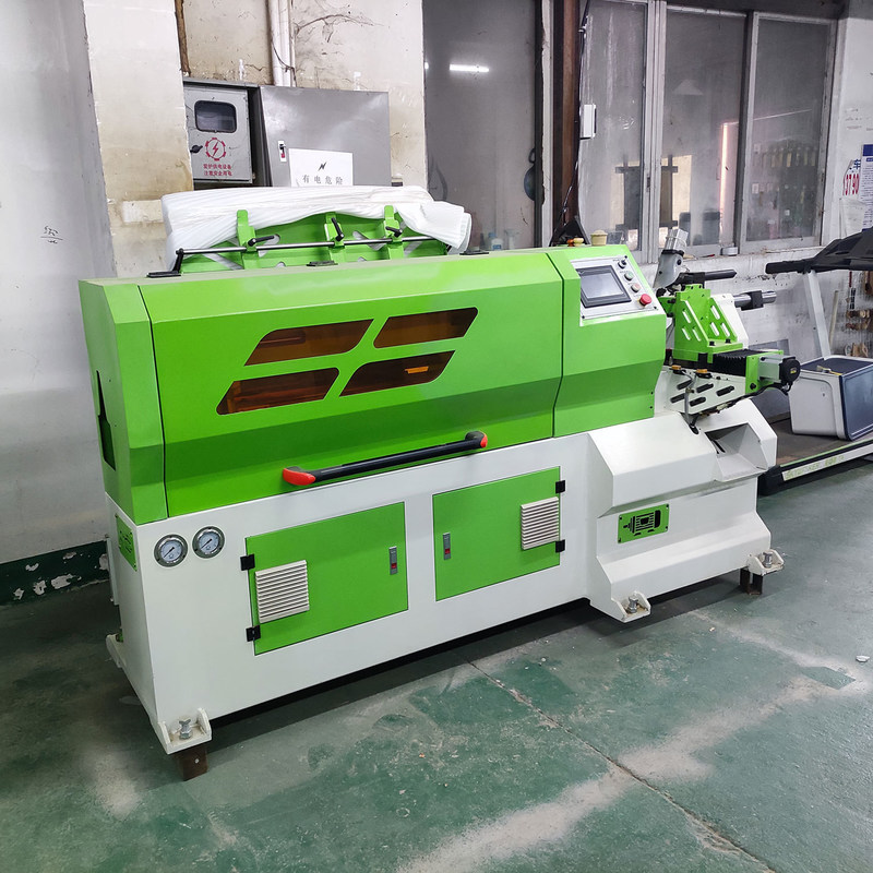 PL450 Machine à tour automatique pour la production de battes de baseball personnalisées et précises
