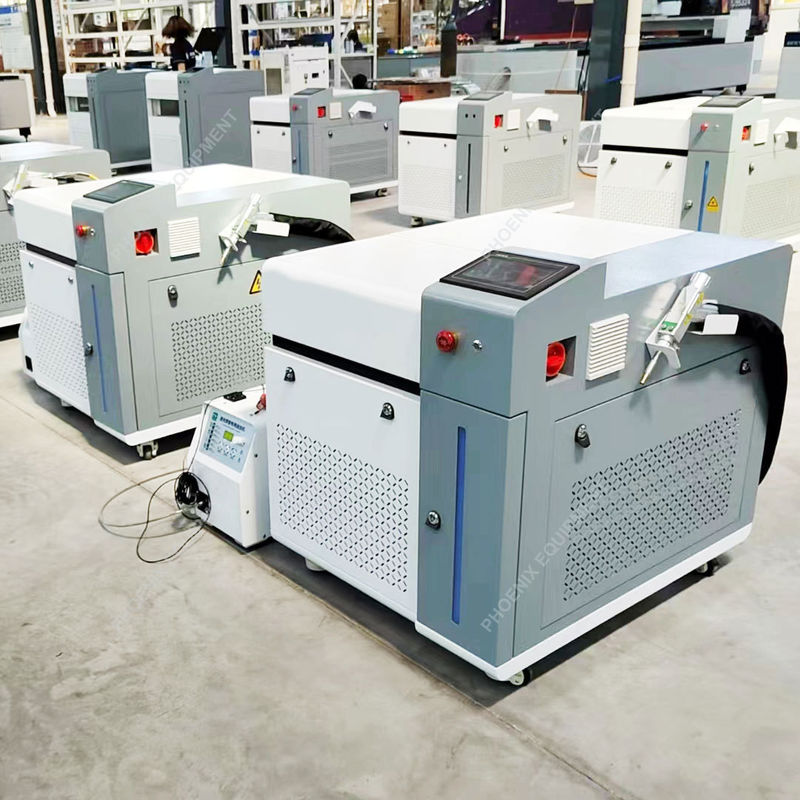 Soudeuse portative à source laser à fibres pour la réparation portable de métaux en acier inoxydable