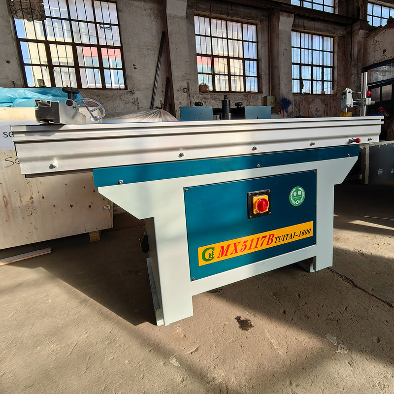 Machine à moulage par broche pour le travail du bois massif MX5117B
