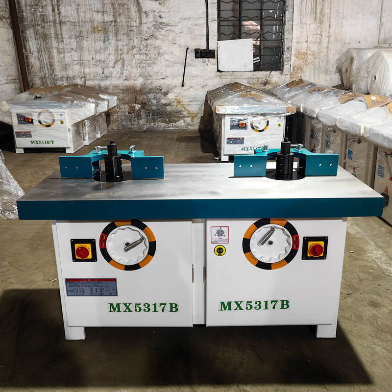 Max.Épaisseur de travail mm 120 mm MX5317 Fraiseuse à double axe verticale pour le bois